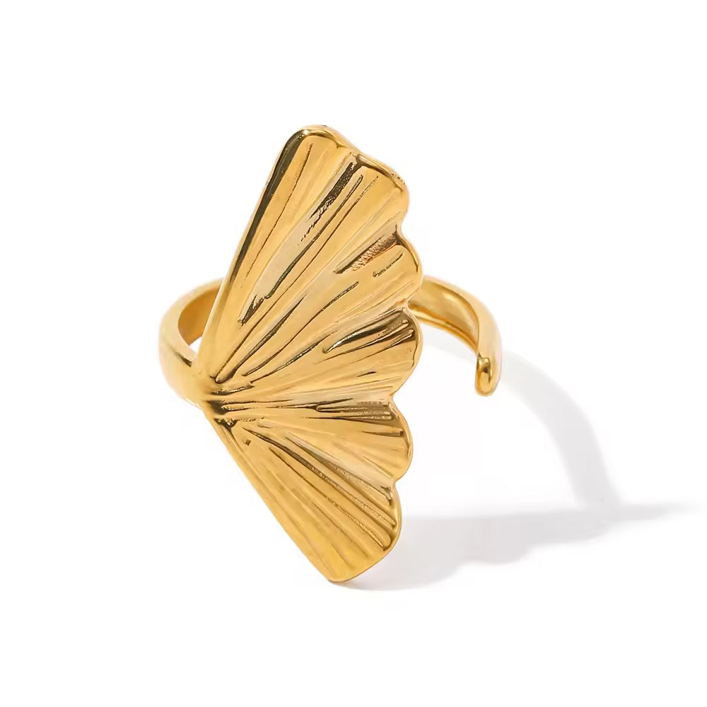 Ginkgo Leaf Ring