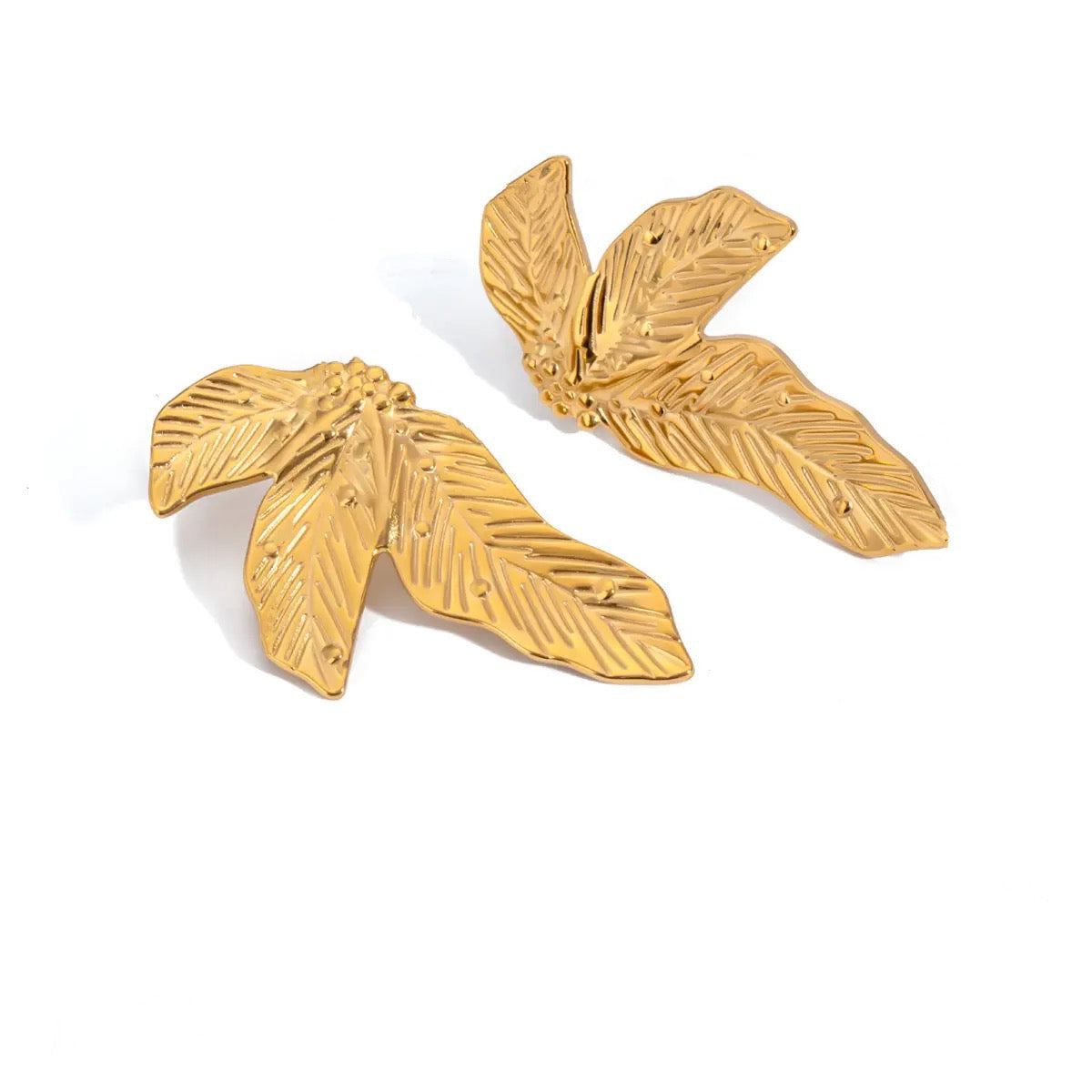 Ribbed Leaf Earrings