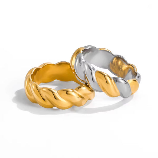 Twist Ring